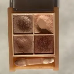 CEZANNE ベージュトーンアイシャドウ 03