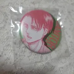 進撃の巨人　缶バッジ　リヴァイ