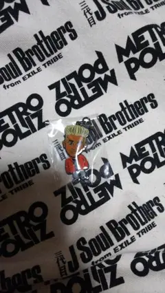 三代目METROPOLIZ首振りキーホルダーELLY