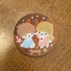サンリオキャラクターズ　刺繍缶バッジ　キキララ