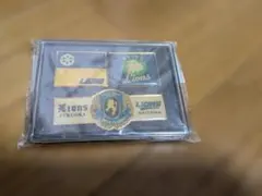 レア】クラウンライターライオンズ 3cmピンバッチ - メルカリ