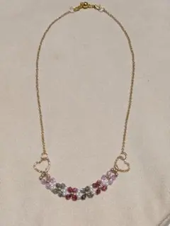 カラフルビーズのハートネックレス