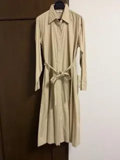 ユニクロ　シャツワンピース　ベージュ　Ｍ