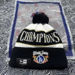 新品 CHAMPIONS刺繍ポンポン付きビーニー ko