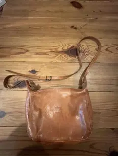 IL BISONTE レザー ショルダーバッグ本革のサムネイル