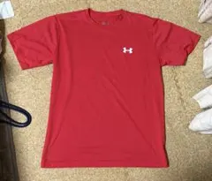 Under Armour M レッド トレーニングTシャツ