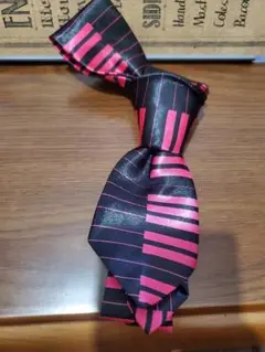 BODYLINE ネクタイ ファッションネクタイ ピアノ柄 ピンク 黒