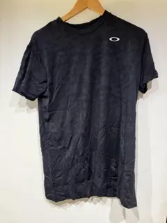 Oakley 迷彩パターン Tシャツ ブラックのサムネイル