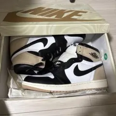NIKE Air Jordan 1 Retro High OG ラテ　新品