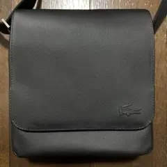 Lacoste ブラック ショルダーバッグ