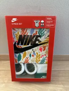 NIKE 3ピースセット 0-6ヶ月