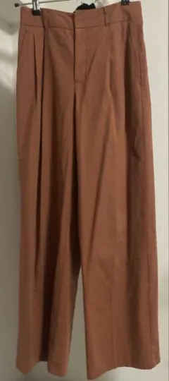 GU リネンブレンドタックワイドパンツ