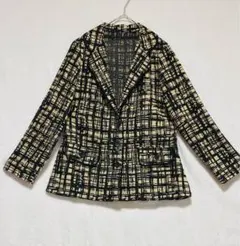 テーラードジャケット 黒とベージュのチェック柄　メッシュ生地　モダン