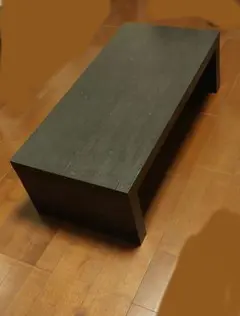 サイドテーブル