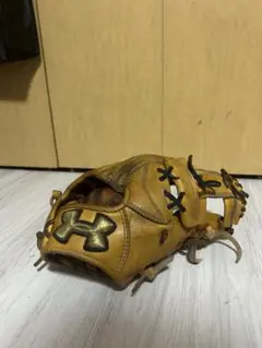 アンダーアーマー　under armour 硬式内野手用グローブ