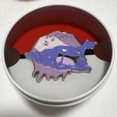 韓国ポケモンストア限定ランダムピンバッジ100カヌチャン - メルカリ