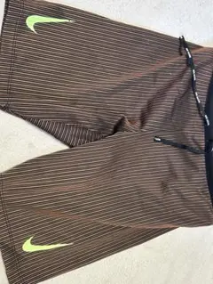 Nikeエアロスイフト　ハーフタイツ