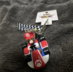 USJ限定　マリオカート　マリオ　キーチェーン　スーパーニンテンドーワールド