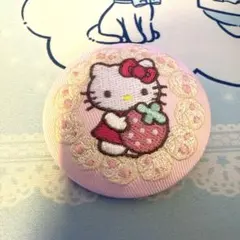 ハローキティ 刺繍缶バッジ ピンク