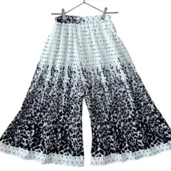 a668【美品】リエディ　プリーツガウチョパンツ　M　ホワイトブラック　ドット柄
