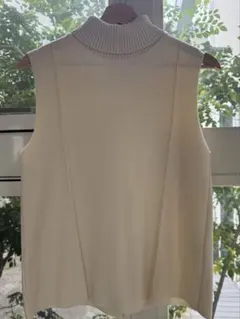 【ZARA】ハイネック ノースリーブニット