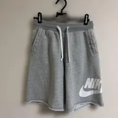 人気デザイン ナイキ NIKE ビッグロゴ スウェット ハーフパンツ グレー S