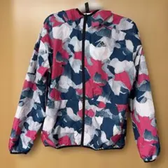 値下げadidas ウィンドブレーカー。