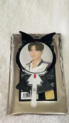 ENHYPEN ジェイ 缶バッジ 2025年最新】enhypen ジェイ 缶バッジの人気アイテム - メルカリ