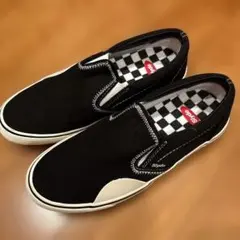 Item thumbnail for item 434ef37f-94c9-47a0-9d32-e382ee77e684