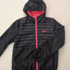 adidas フード付きウィンドブレーカー