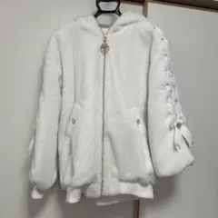 リズリサ　LIZLISA リボンうさみみファーブルゾン 白　ホワイト