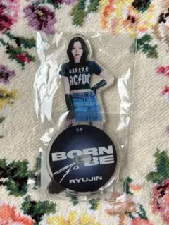 2025年最新】Itzy リュジン 缶バッジの人気アイテム - メルカリ