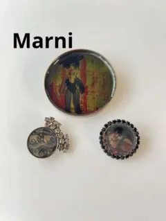 Marni マルニ スワロフスキー レトロブローチ3点セット ビンテージデザインのサムネイル