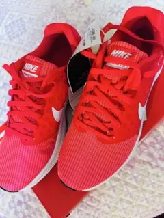 Nike Tanjun スニーカー 7 (US) ピンク　新品未使用タグ付き