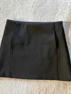 ZARAのサムネイル