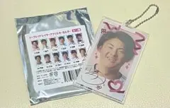 阪神2025シークレットレイヤーアクリルキーホルダー 前川右京