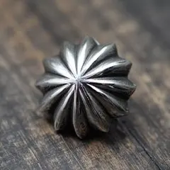 シルバー925 ウニ アポロコンチョ　スクリュー　インディアンジュエリー