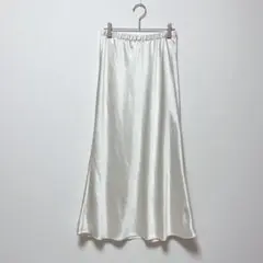 サテンマーメイドスカート