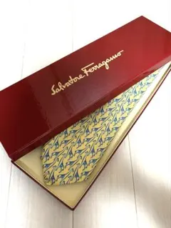 【送料込み】新品未使用：Salvatore Ferragamo ※箱無し予定