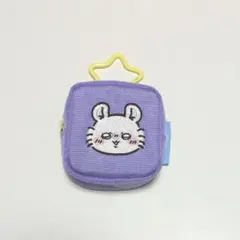 ちいかわ カラビナつき刺繍スクエアミニポーチ モモンガ