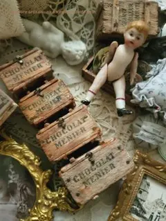再入荷！難ありショコラティエ『ショコラムニエ』の木箱/ドール・アンティーク 再入荷！美品ショコラティエ『ショコラムニエ』の木箱/ドール
