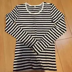 無印 ボーダー ロンT