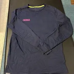 HOKA ネイビー 長袖Tシャツ