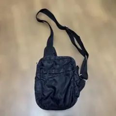 old uniqlo ナイロン　ショルダーバッグ　ポーチ