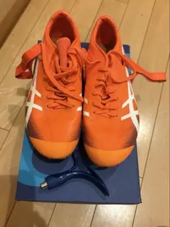 asics スパイクシューズ オレンジ　　24.5cm