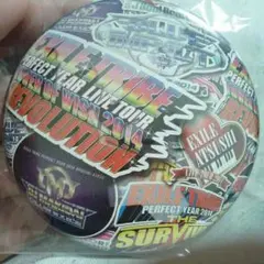 EXILE TOW デカ缶バッチ