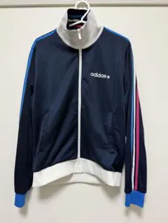 adidas トラックジャケット
