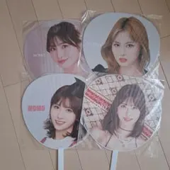 MOMO うちわ 4枚セット