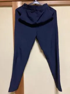 ネイビー　パンツ