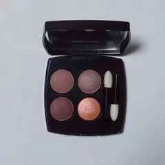 シャネル レ キャトル オンブル 354 ウォーム メモリーズ